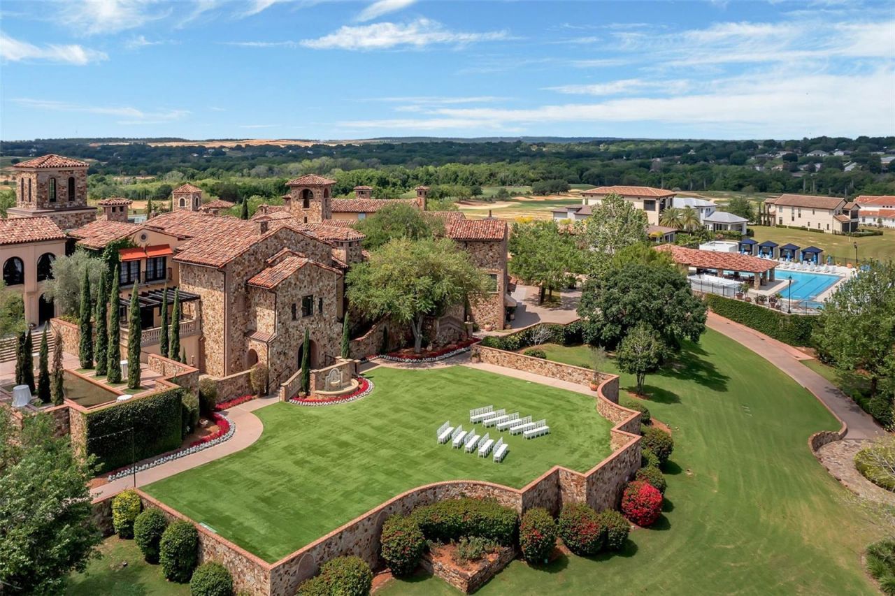 15746 Pendio Dr, Montverde, FL 34756 Photo