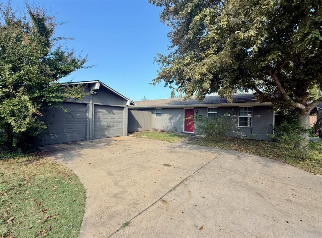 4237 Upland Way, Garland, TX 75042 Main Photo