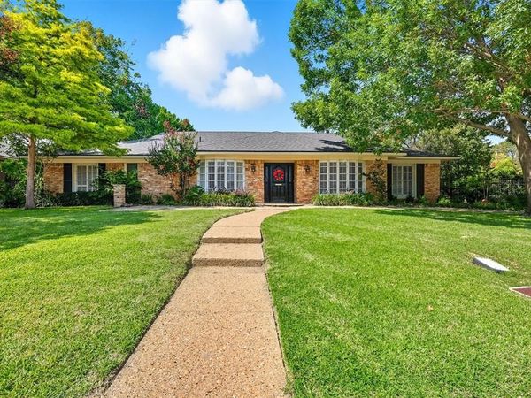 3904 Stonehenge Road, Fort Worth, TX 76109