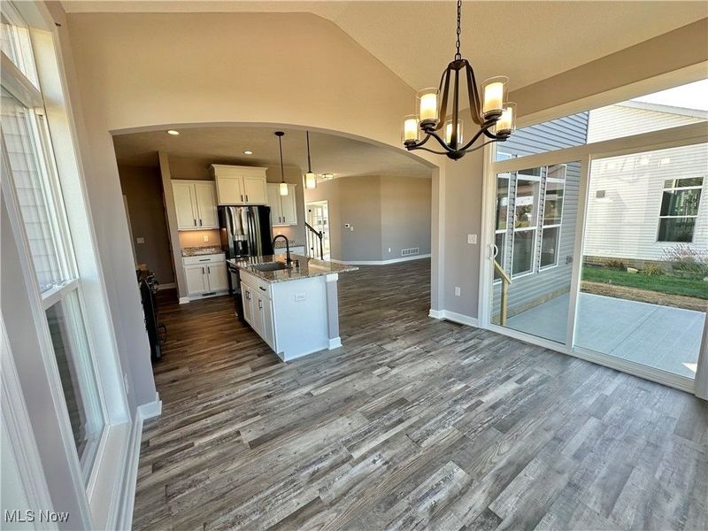 2316 Ledgestone Drive NW, Uniontown, OH 44685 Photo 11