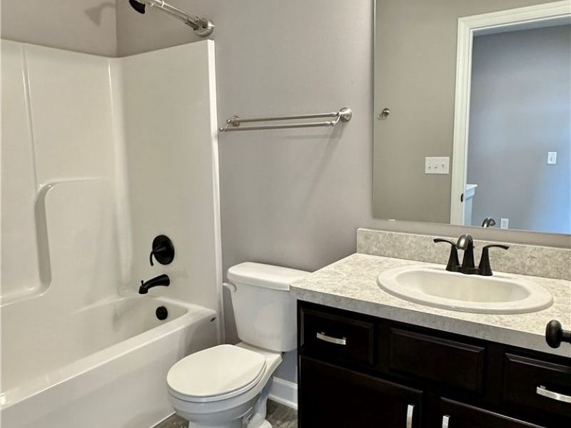 2316 Ledgestone Drive NW, Uniontown, OH 44685 Photo 22