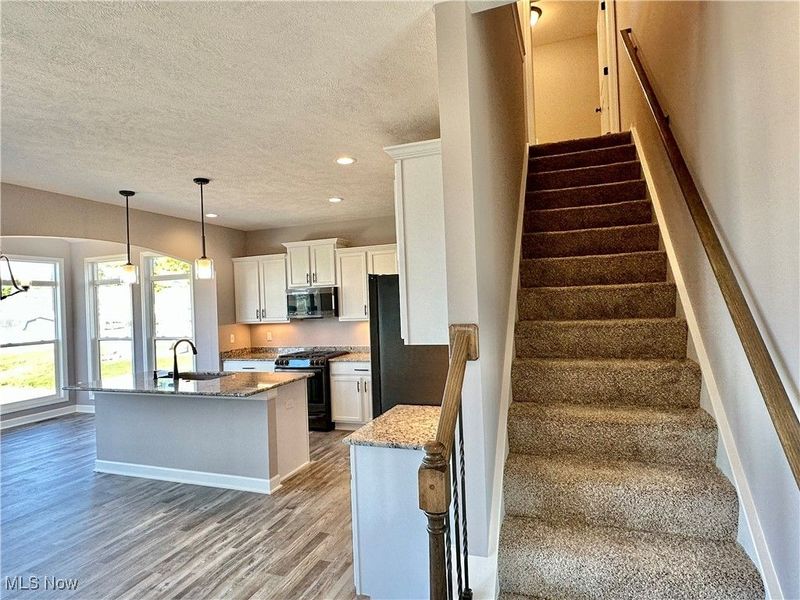 2316 Ledgestone Drive NW, Uniontown, OH 44685 Photo 24