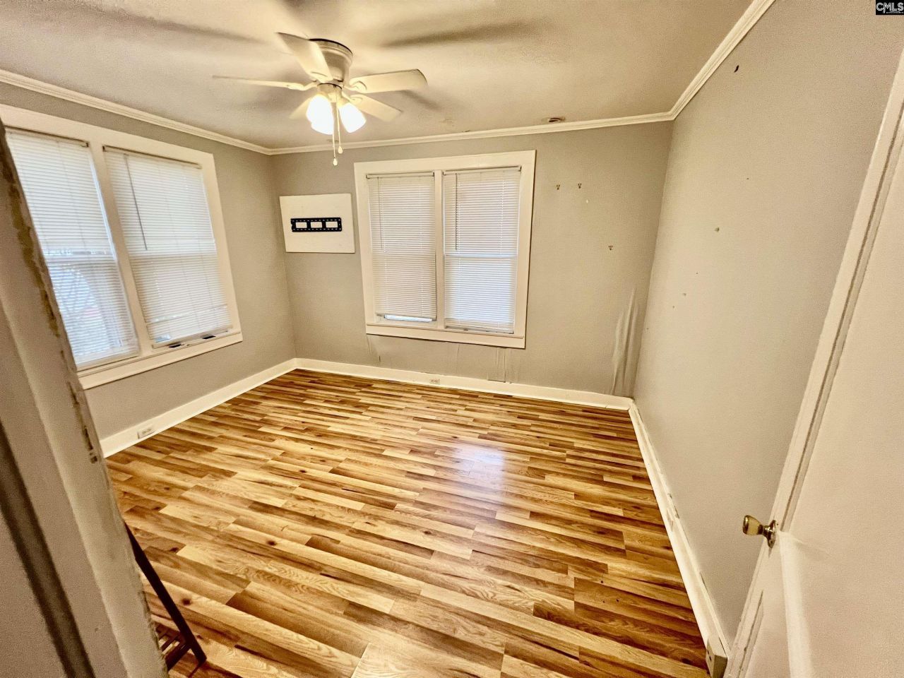 1015 Naples Avenue Photo 7