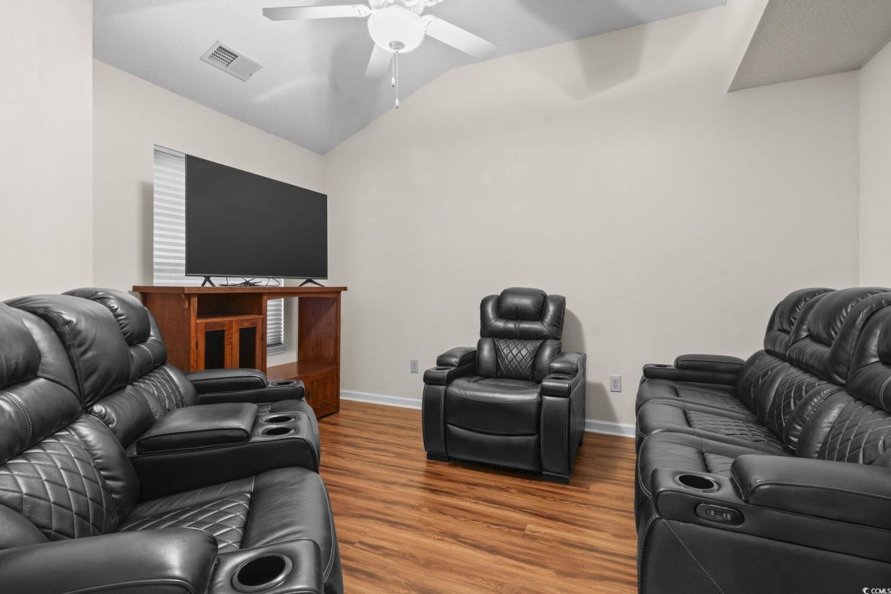 206 Glenwood Dr. Photo 16