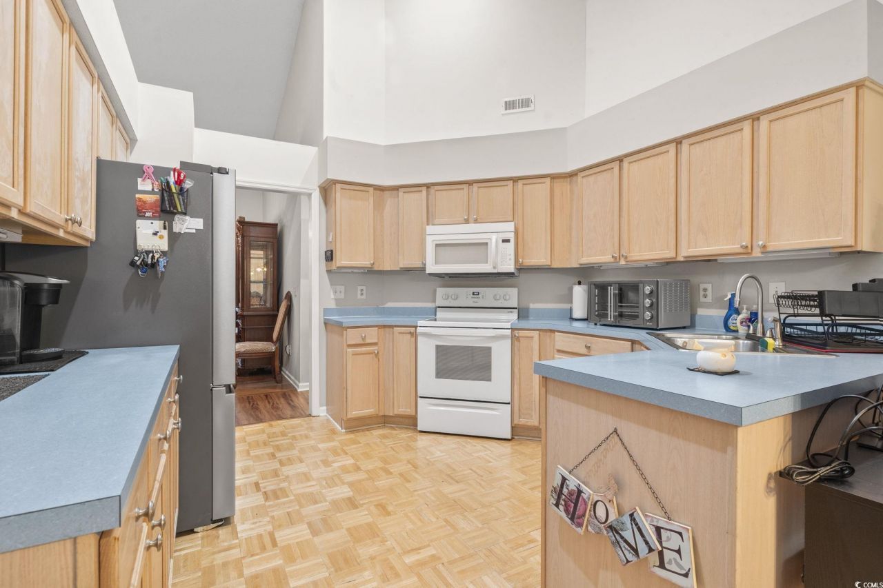 206 Glenwood Dr. Photo 26