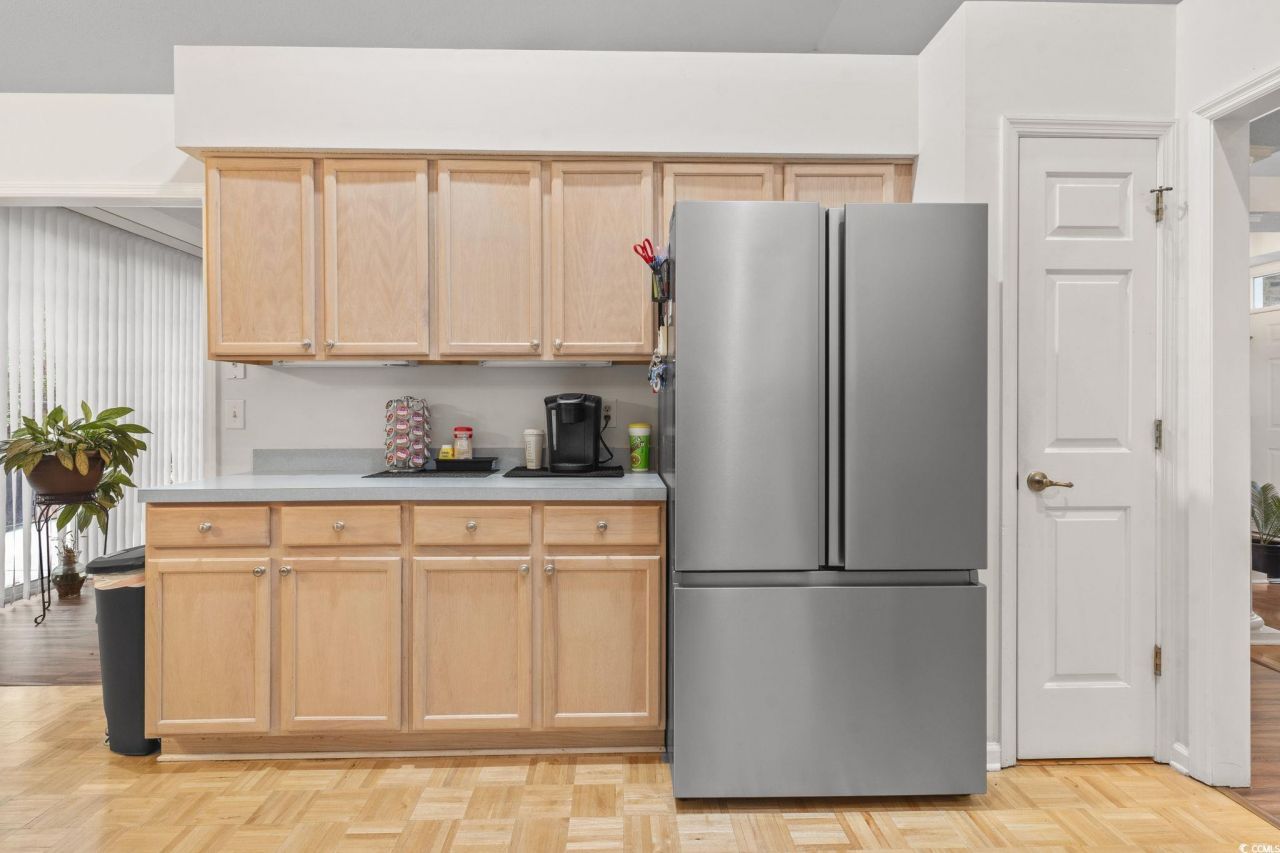 206 Glenwood Dr. Photo 29