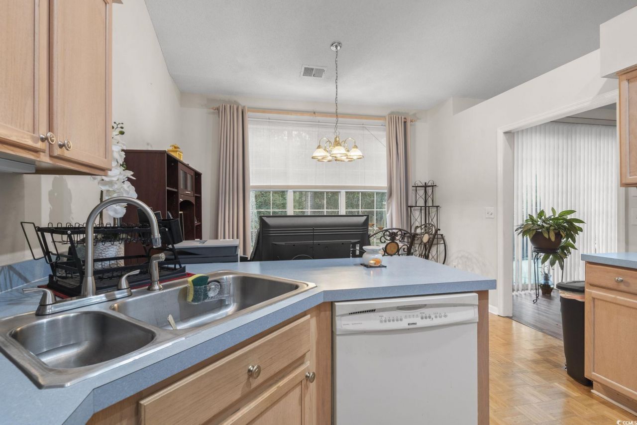 206 Glenwood Dr. Photo 30