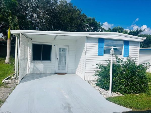 471 Palm DR, Unit 310, NAPLES, FL 34114