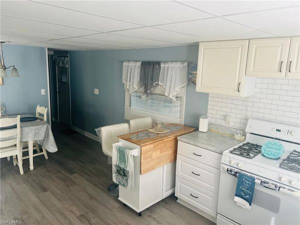 471 Palm DR, Unit 310, NAPLES, FL 34114