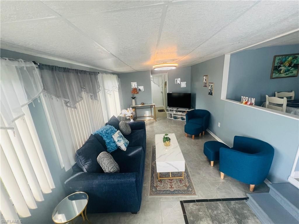 471 Palm Dr, Unit 310, Naples, FL 34114 Photo