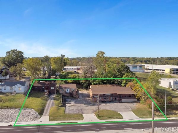 8950 Natural Bridge Road, Bel Ridge, MO 63121