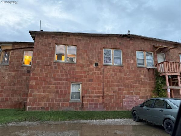 2256 E Main Street , Owosso, MI 48867