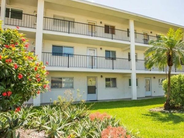 708 TAMIAMI TRAIL S, Unit 318, VENICE, FL 34285