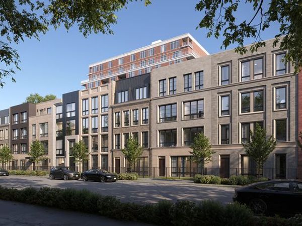 551 W Grant Place, Chicago, IL 60614