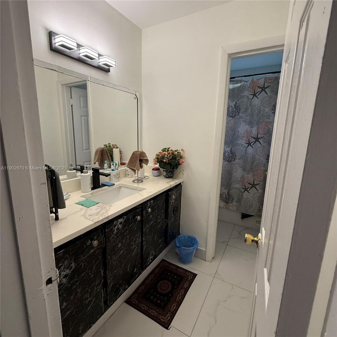 20730 NE Miami Ct, Miami Gardens, FL 33179 Photo