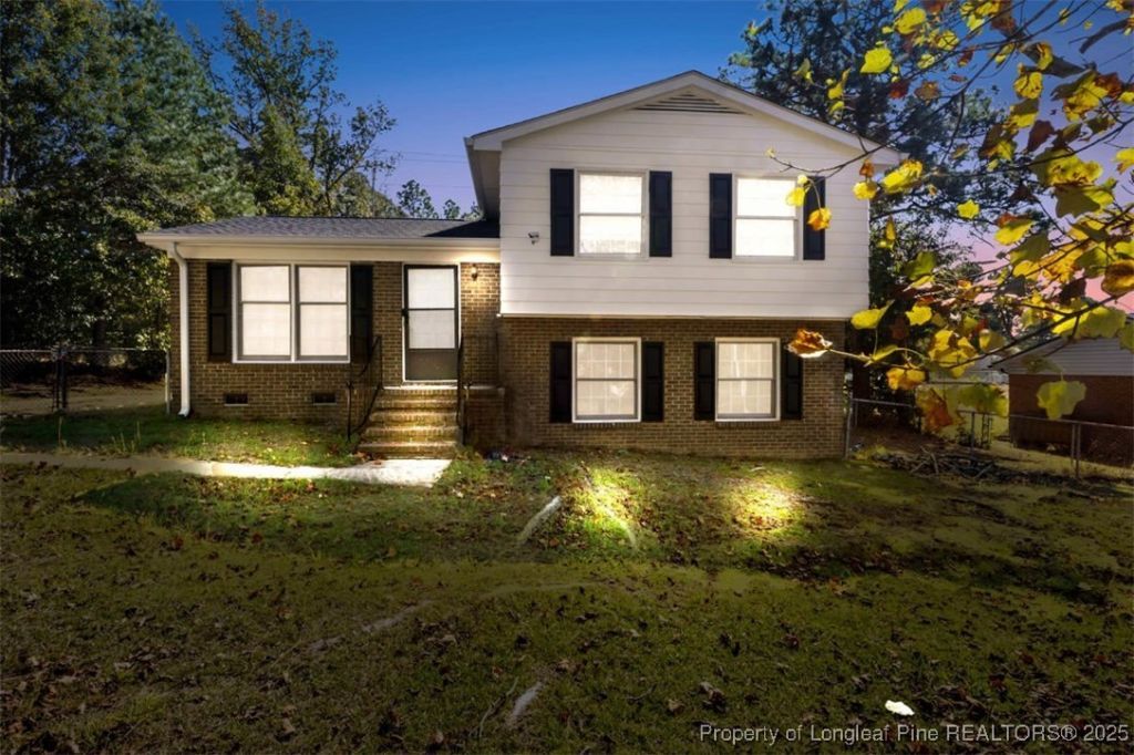 709 Platinum Street, Fayetteville, NC 28311 Main Photo