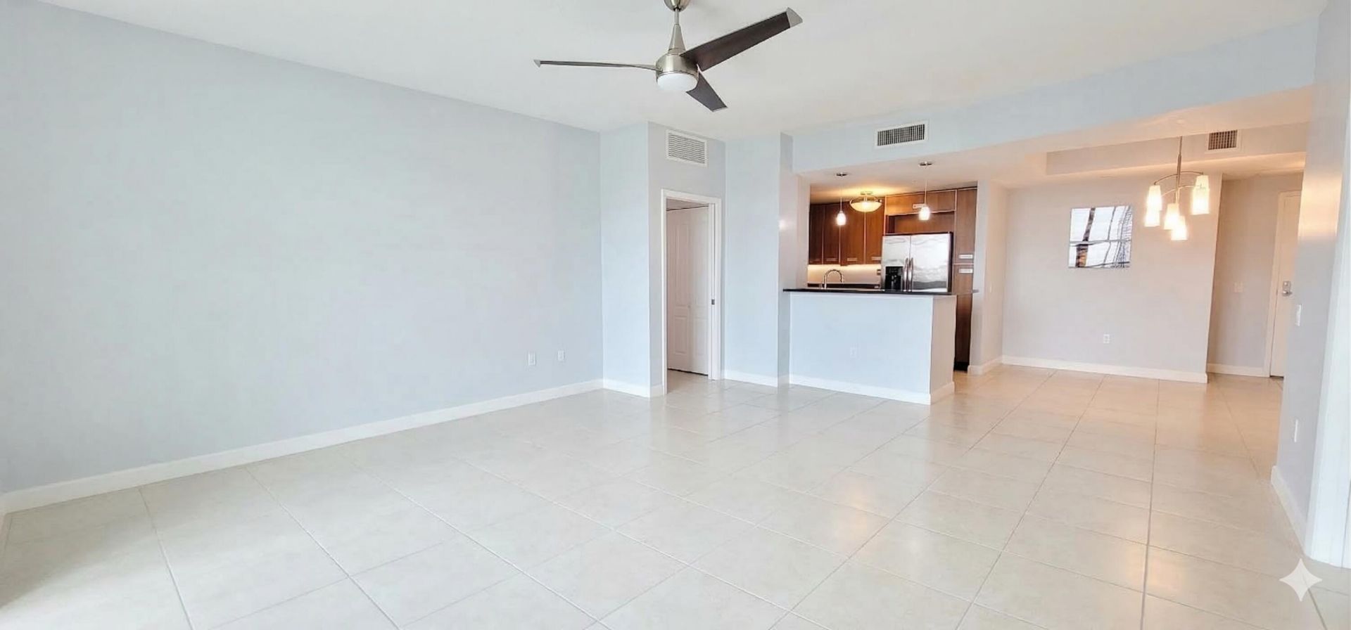 410 Evernia Street, Unit 519, West Palm Beach, FL 33401 Photo