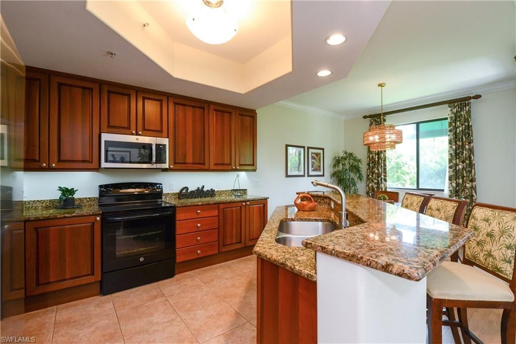 975 Sandpiper St, Unit A104, Naples, FL 34102 Photo