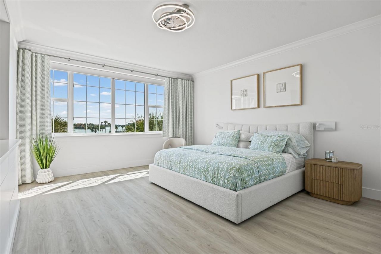 1260 Dolphin Bay Way, Unit 301, Sarasota, FL 34242 Photo