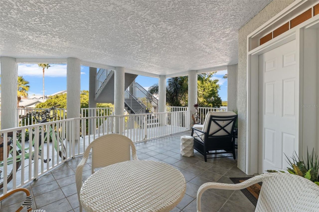 1260 Dolphin Bay Way, Unit 301, Sarasota, FL 34242 Photo