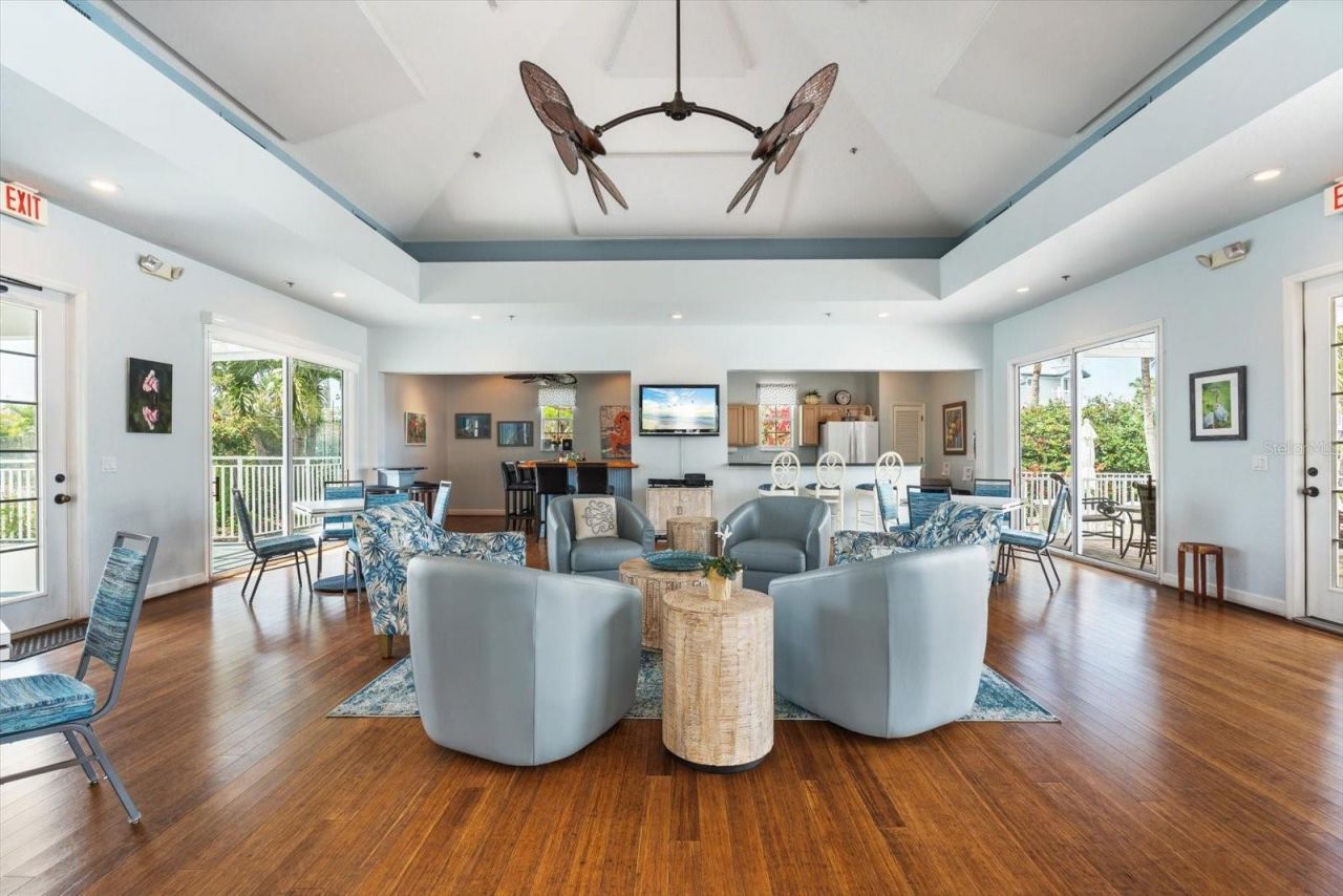 1260 Dolphin Bay Way, Unit 301, Sarasota, FL 34242 Photo