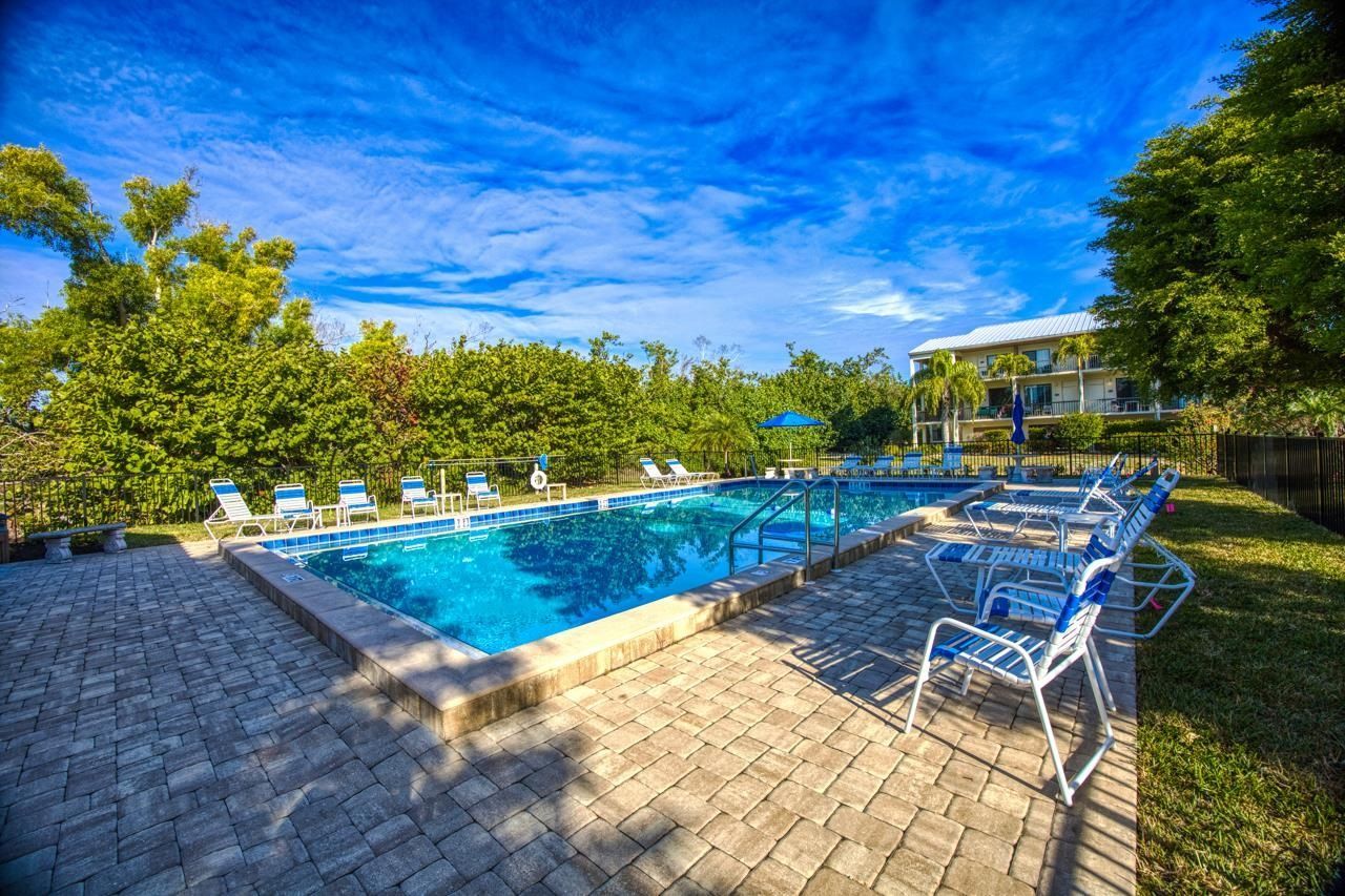 1250 Tennisplace Ct, Unit B31, Sanibel, FL 33957 Photo