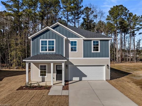 409 Pinnacle Drive, Randleman, NC 27317