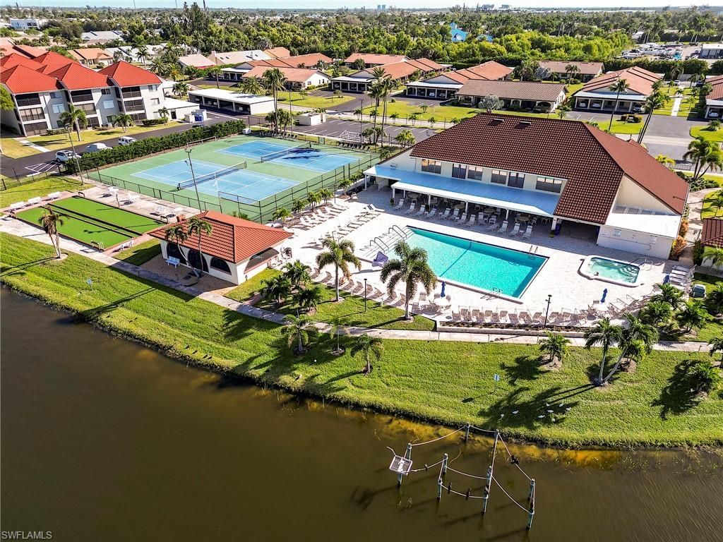 11621 Spinnaker Way, Unit 135, Fort Myers, FL 33908 Photo