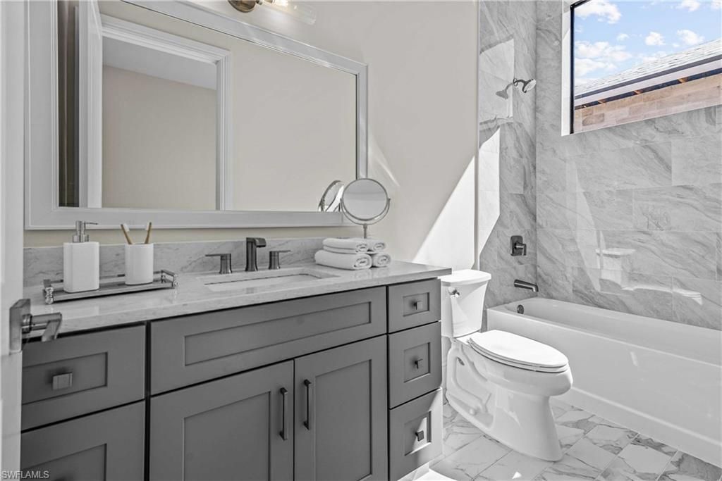 3389 Chestnut Grove Dr, Alva, FL 33920 Photo