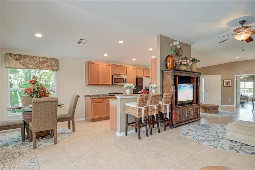 2688 Astwood Ct, Cape Coral, FL 33991 Photo