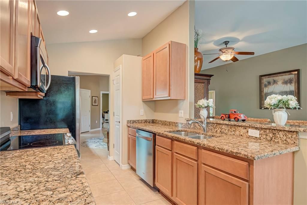 2688 Astwood Ct, Cape Coral, FL 33991 Photo