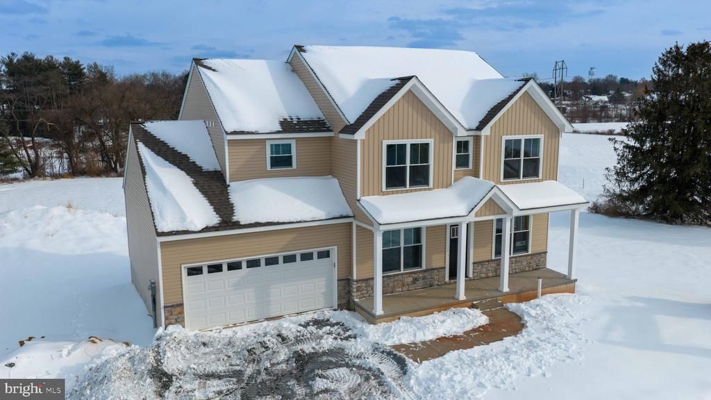 3847 Country Drive, Dover, PA 17315 Main Photo