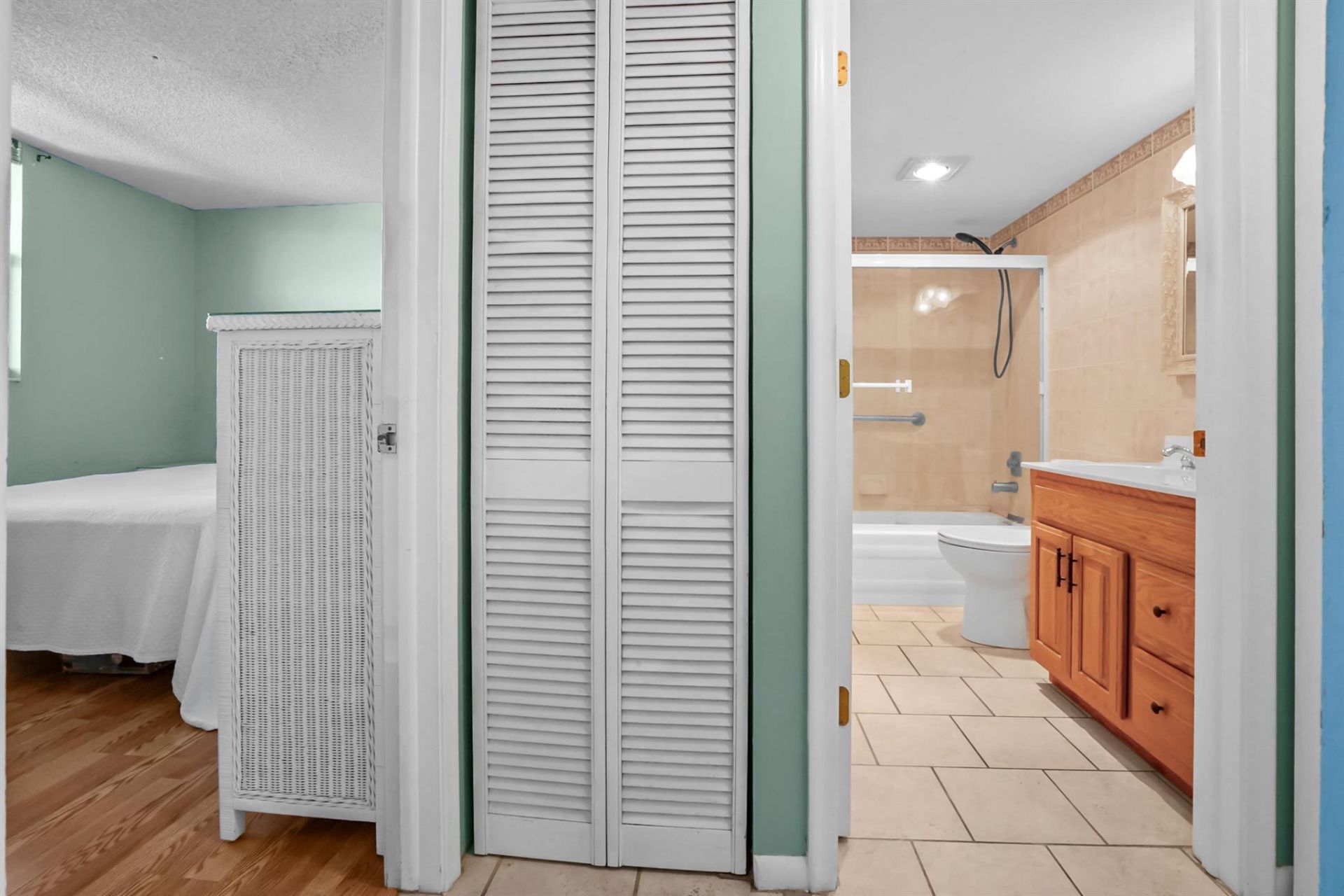 689 NE 6th Court, Unit 4080, Boynton Beach, FL 33435 Photo