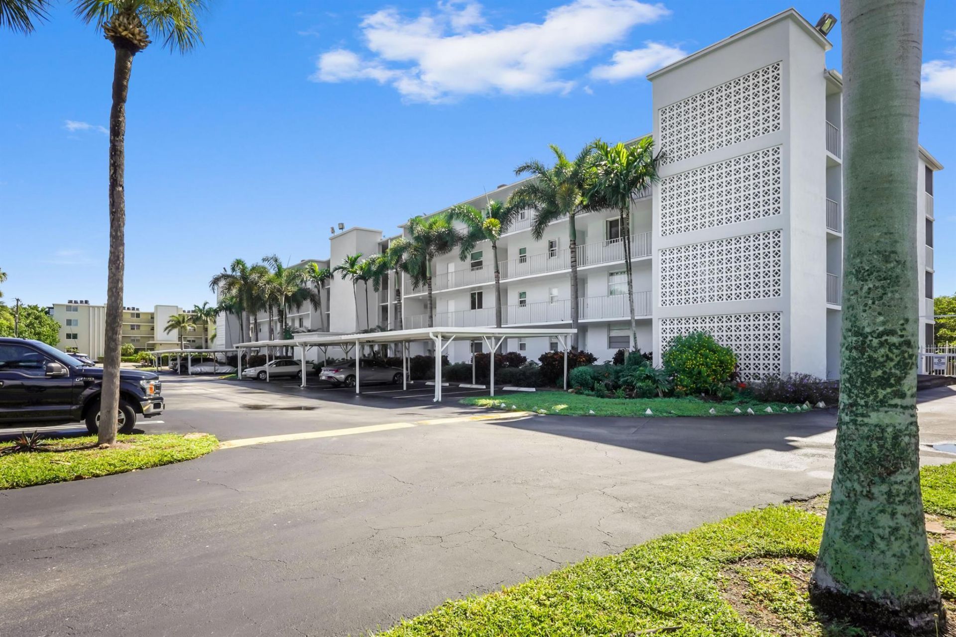 689 NE 6th Court, Unit 4080, Boynton Beach, FL 33435 Photo