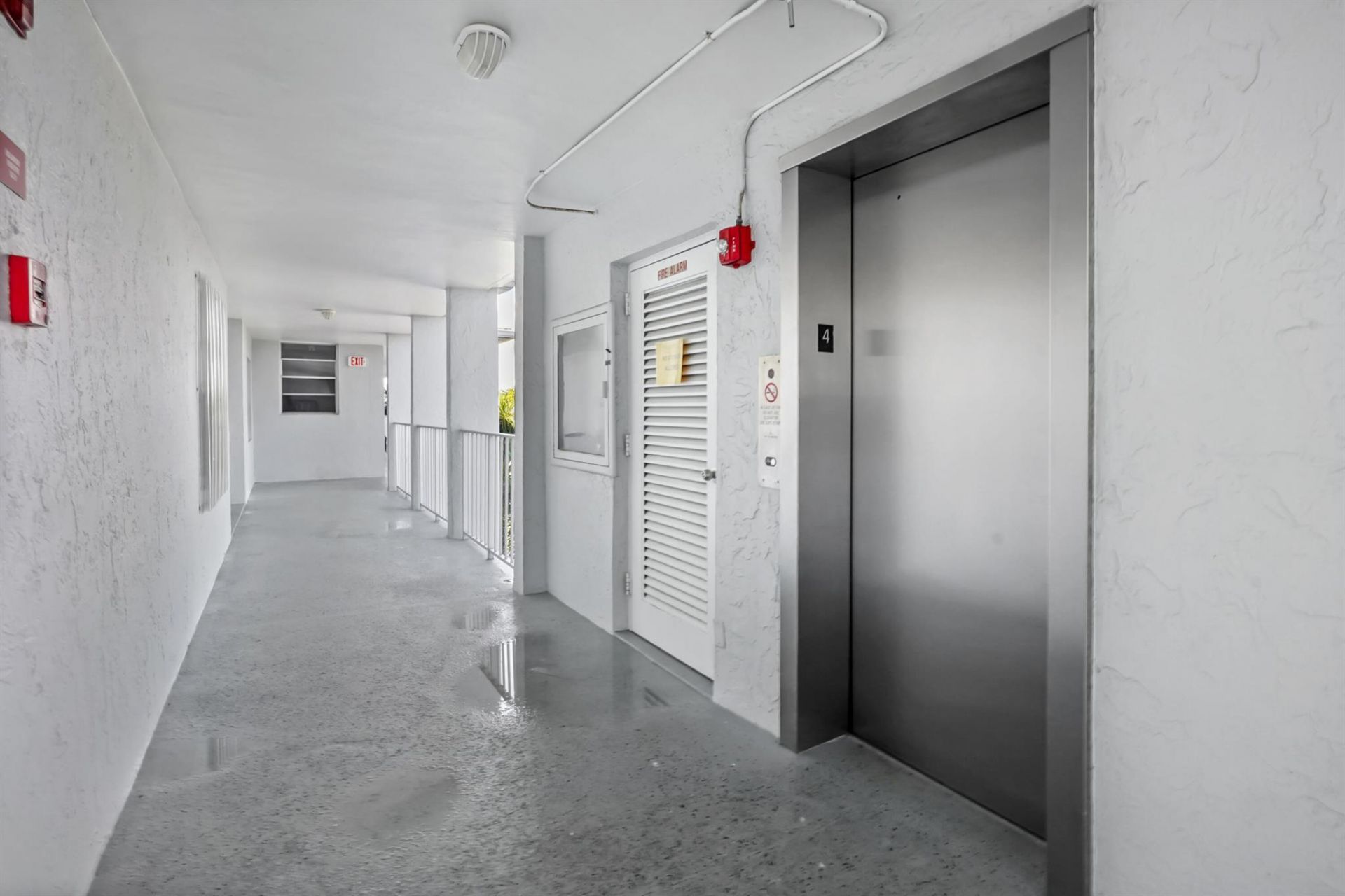 689 NE 6th Court, Unit 4080, Boynton Beach, FL 33435 Photo