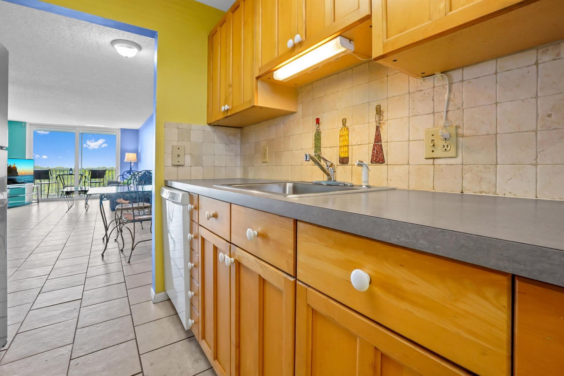 689 NE 6th Court, Unit 4080, Boynton Beach, FL 33435 Photo