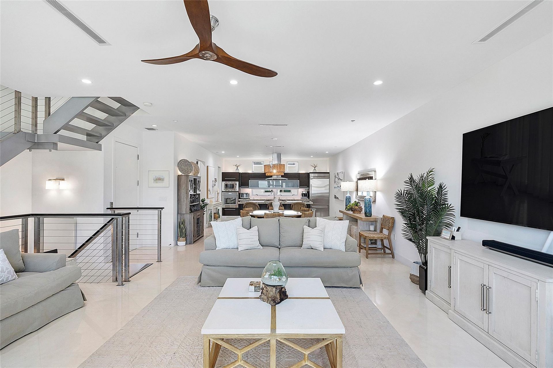 705 Briny Avenue, Pompano Beach, FL 33062 Photo