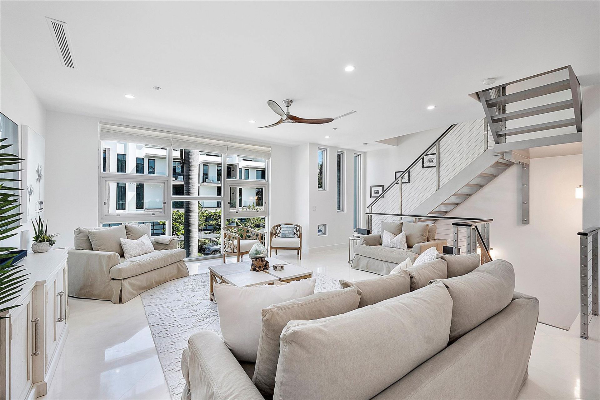 705 Briny Avenue, Pompano Beach, FL 33062 Photo