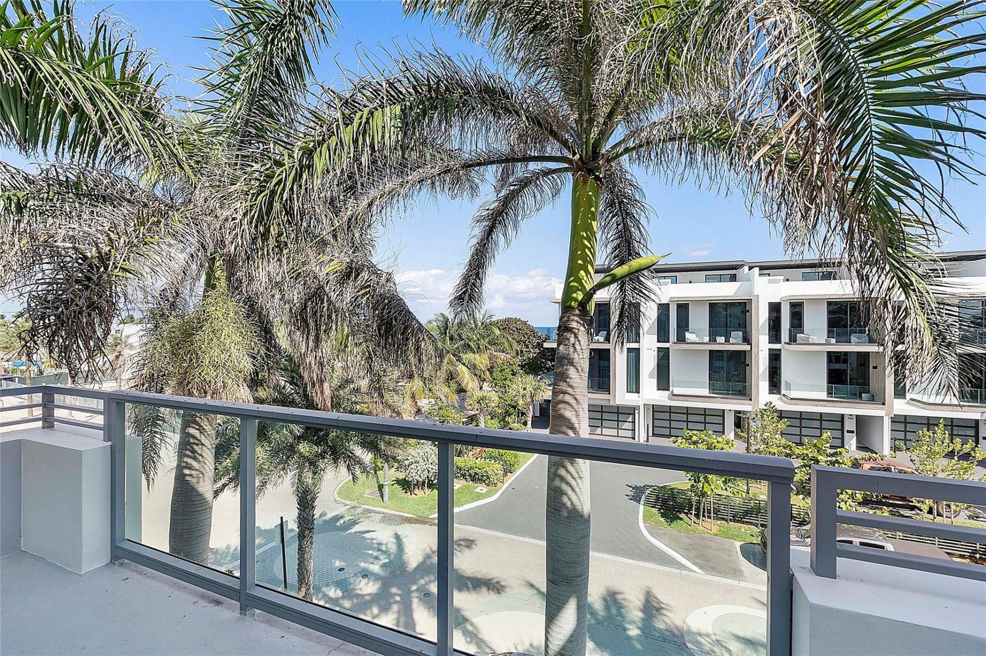 705 Briny Avenue, Pompano Beach, FL 33062 Photo