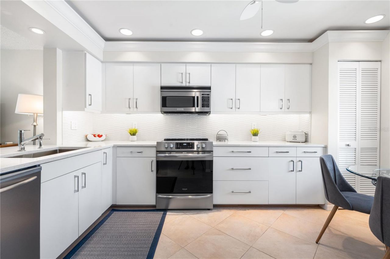 6101 34th Street W, Unit 16G, Bradenton, FL 34210 Photo