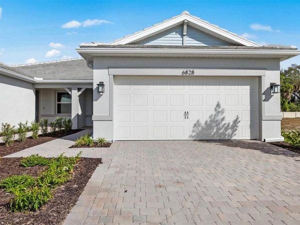 6828 NAVELINA LANE, NOKOMIS, FL 34275
