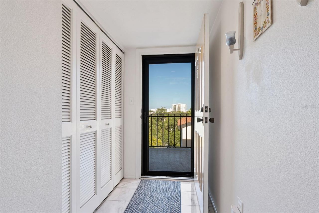 6285 Midnight Pass Road, Unit 406, Sarasota, FL 34242 Photo