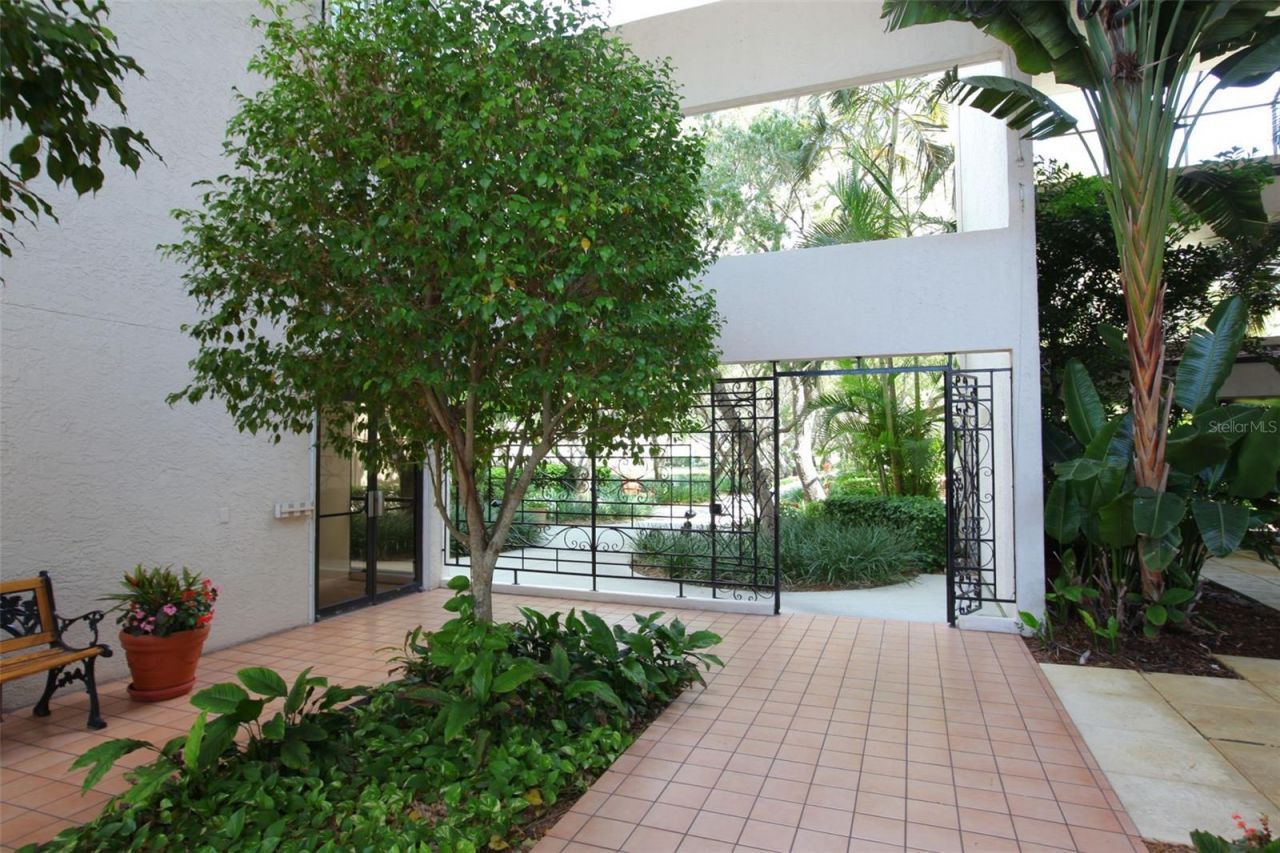 6285 Midnight Pass Road, Unit 406, Sarasota, FL 34242 Photo