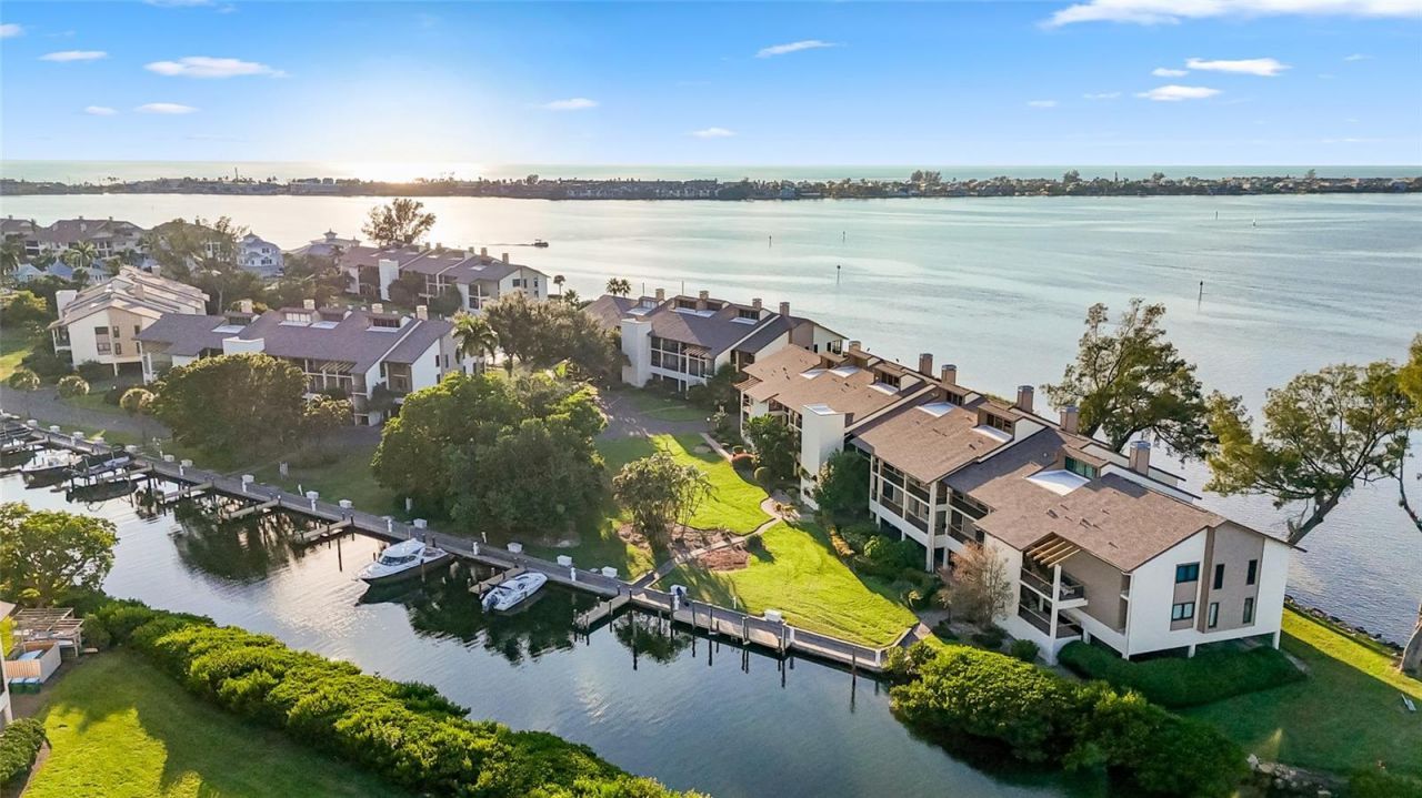 3840 Mariners Way, Unit 525, Cortez, FL 34215 Photo