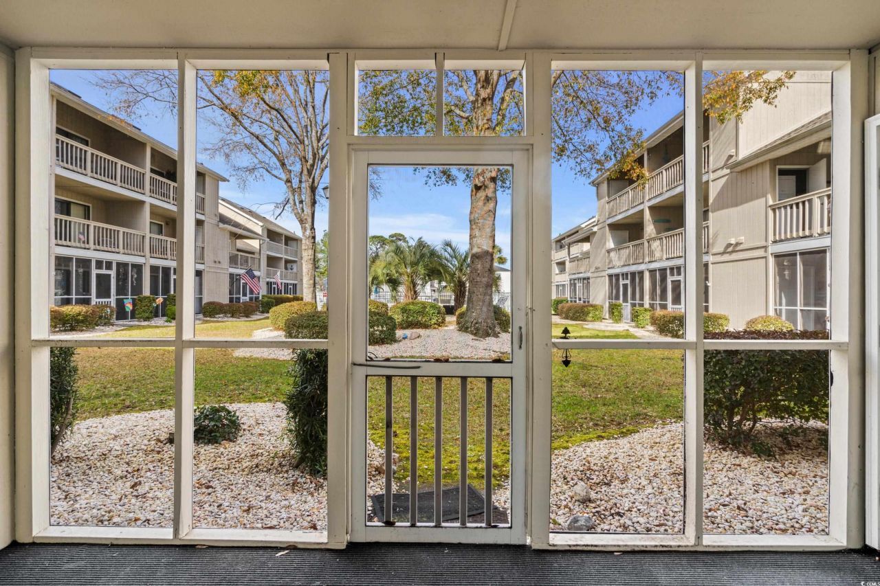 1870 Auburn Ln. Photo 16