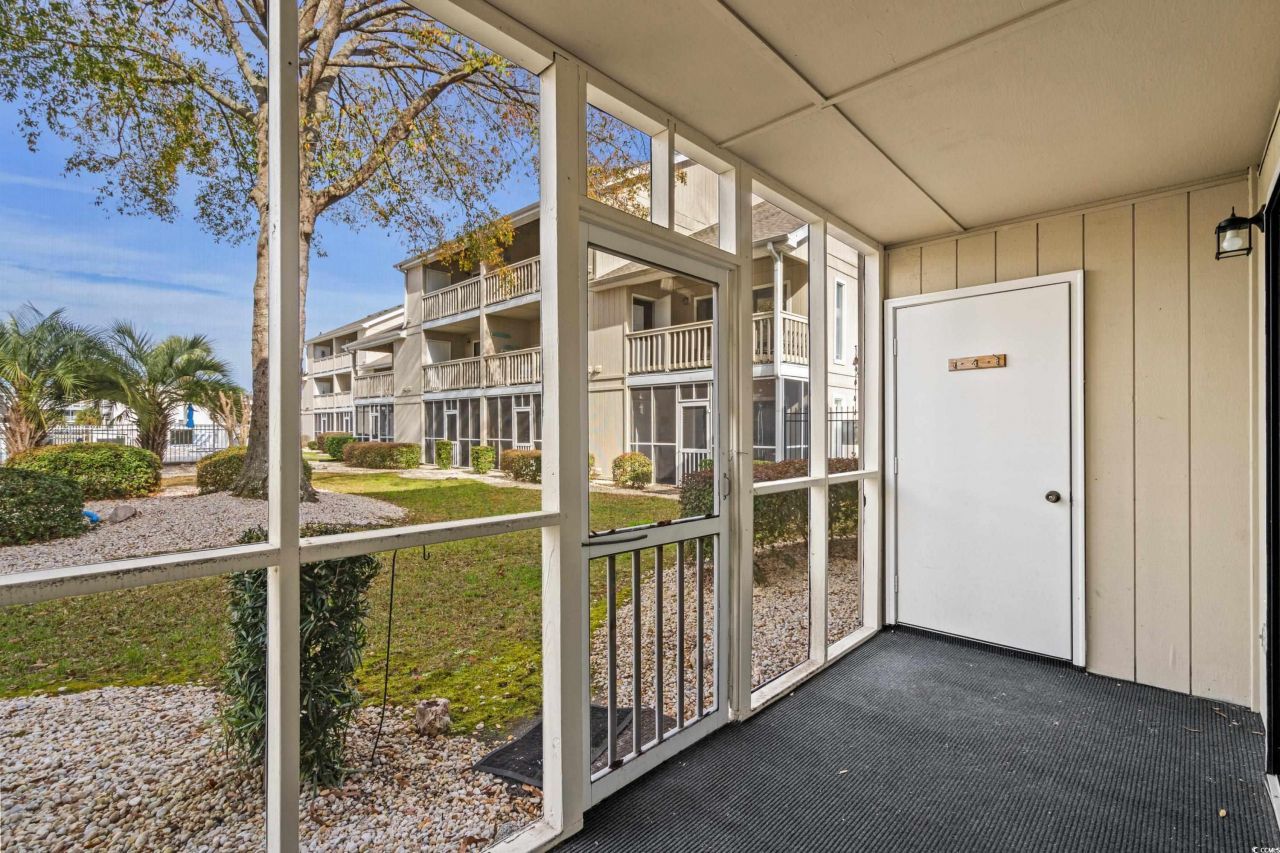 1870 Auburn Ln. Photo 18