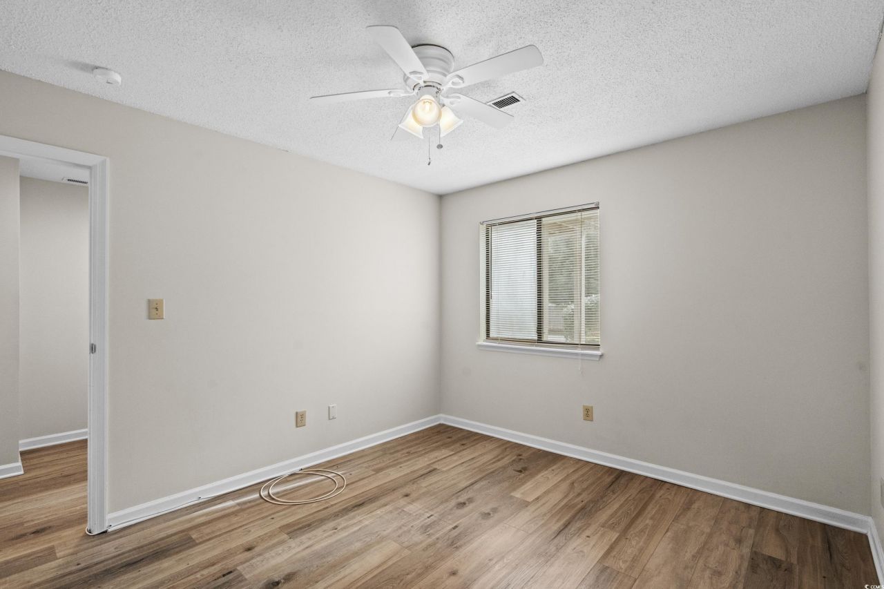 1870 Auburn Ln. Photo 22