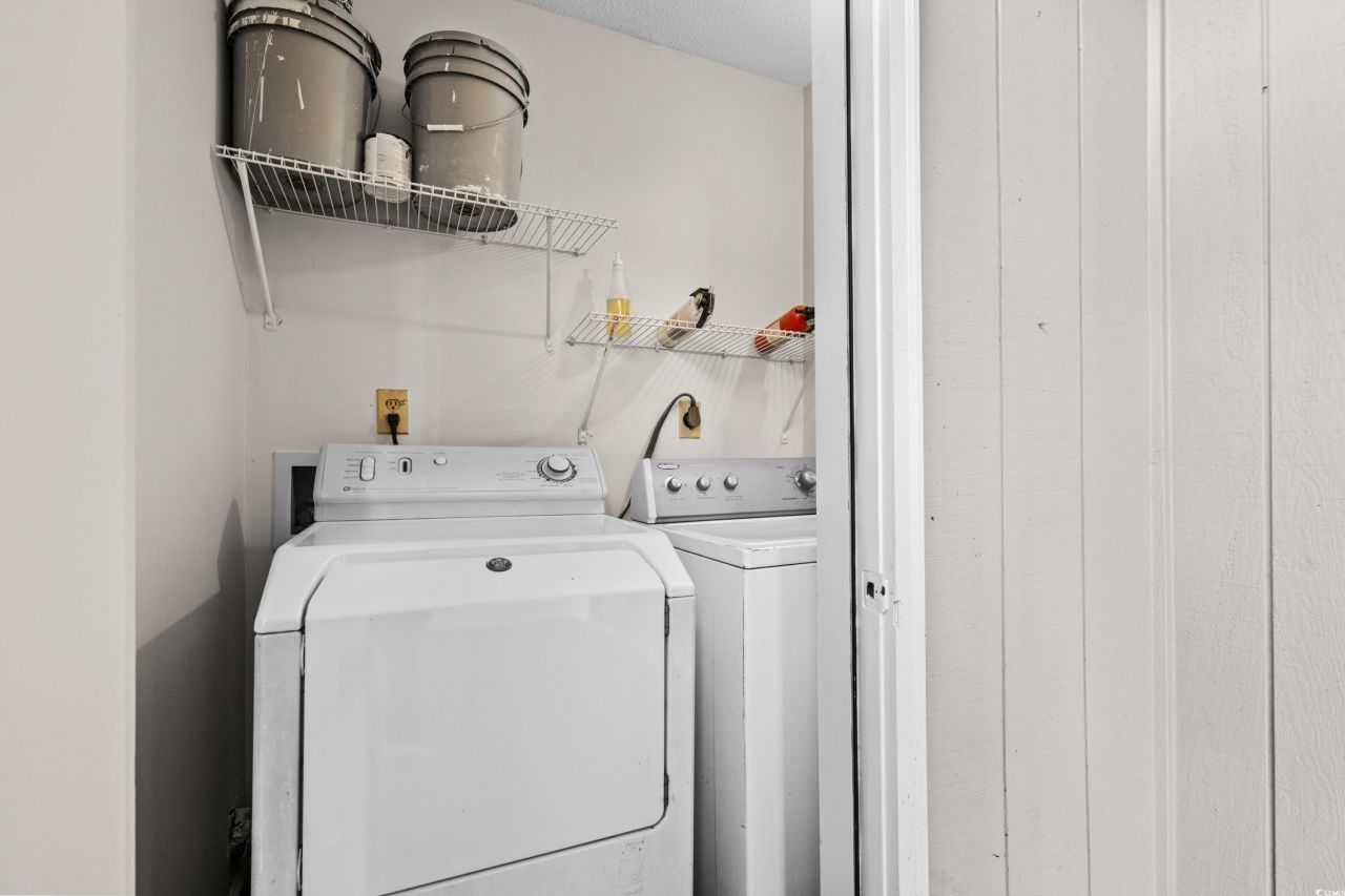 1870 Auburn Ln. Photo 29