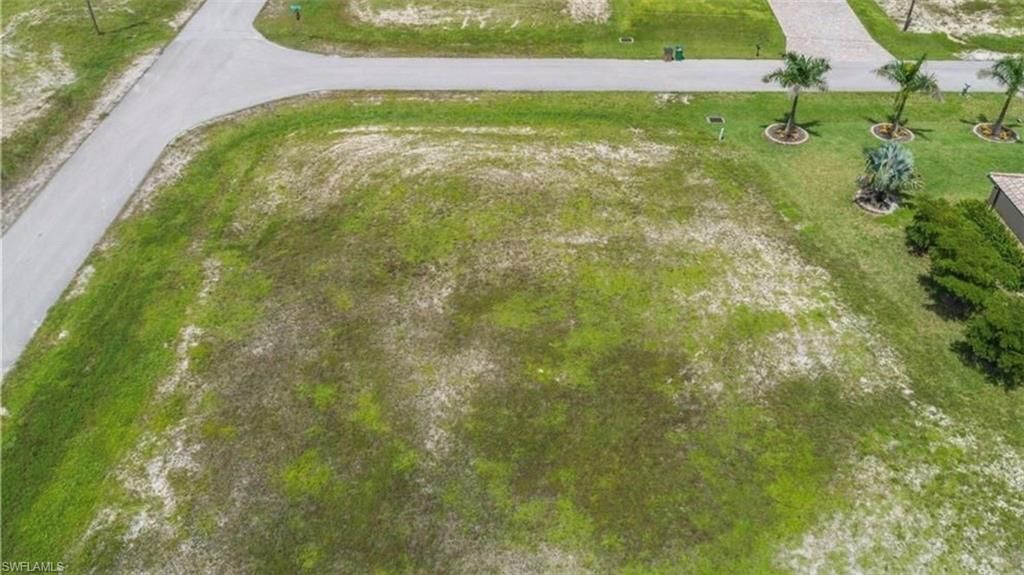 1619 NW 42nd Pl, Cape Coral, FL 33993 Photo