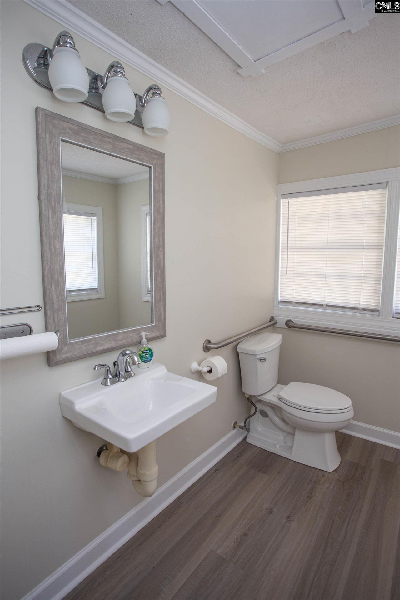 306 Hampton Park Photo 14